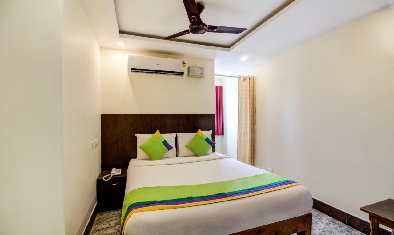 Treebo Sls Grand Hotell Tirupati Exteriör bild