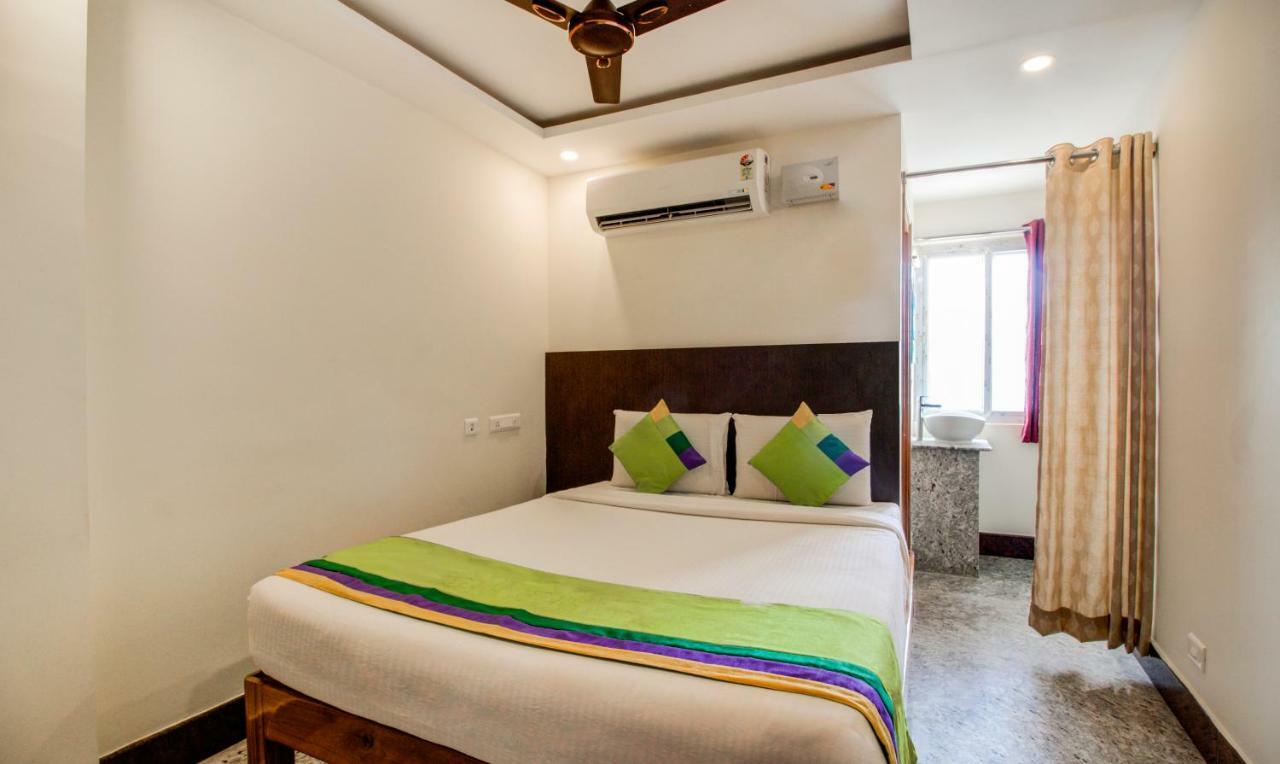 Treebo Sls Grand Hotell Tirupati Exteriör bild